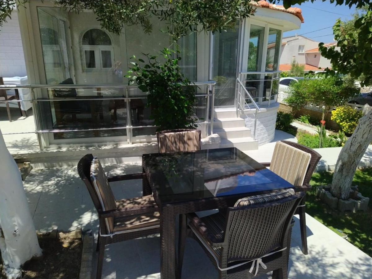 Cesme Burcu Sitesi Yaman 빌라 외부 사진